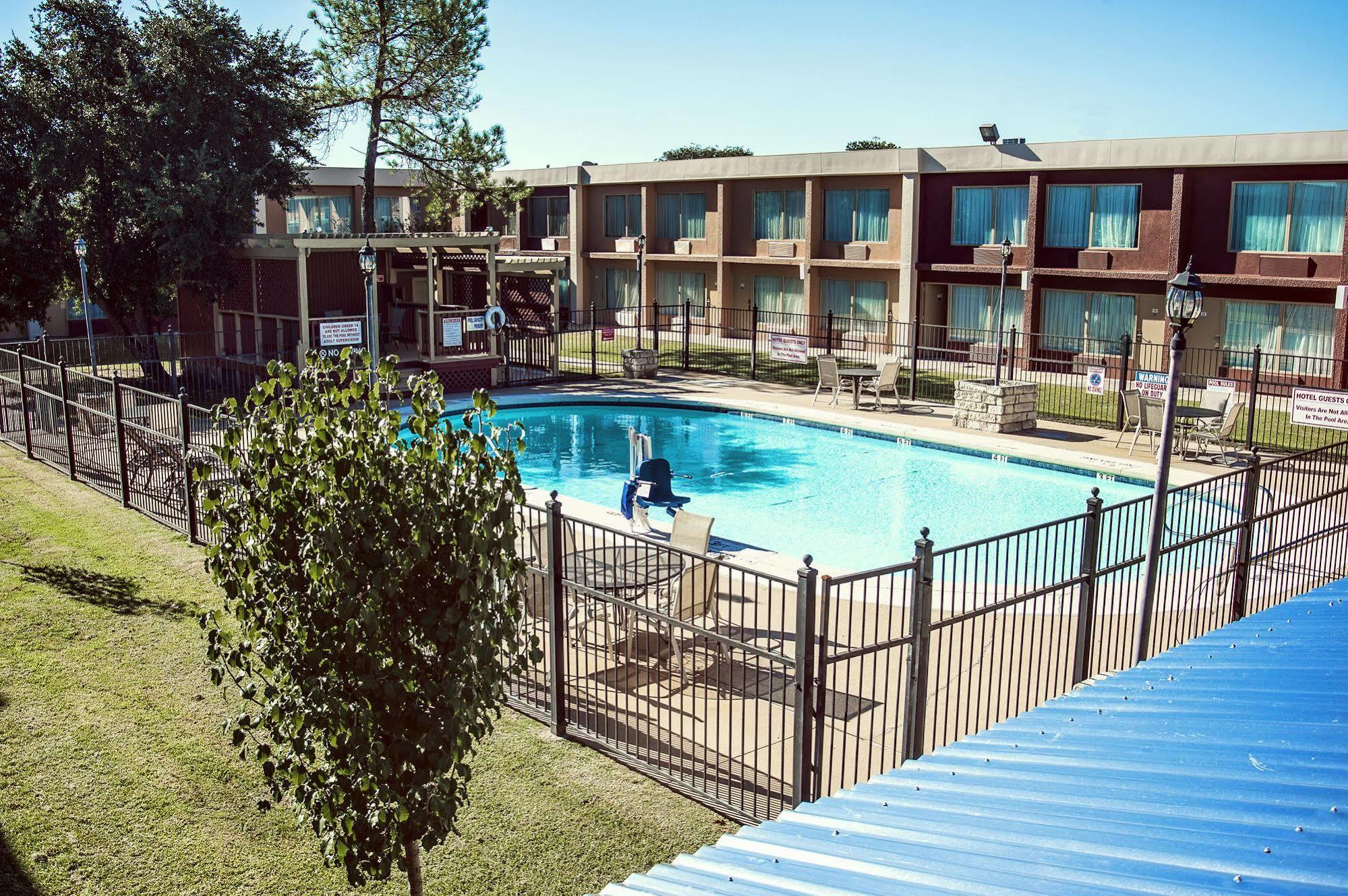 Express Inn & Suites Greenville Exterior foto